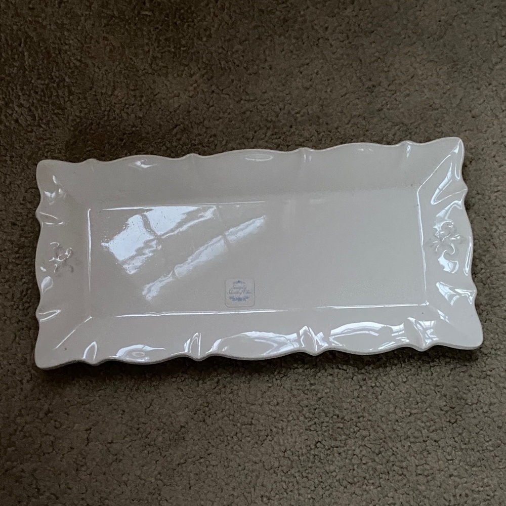 White Ceramic Decorative Serving Platter